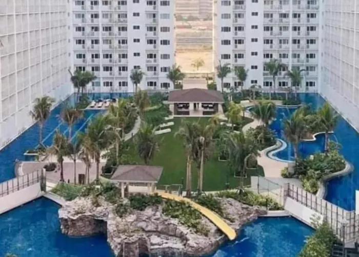 With Balcony, Bay View Or Pool View In Shore Residences Near Mall Of And Airport *