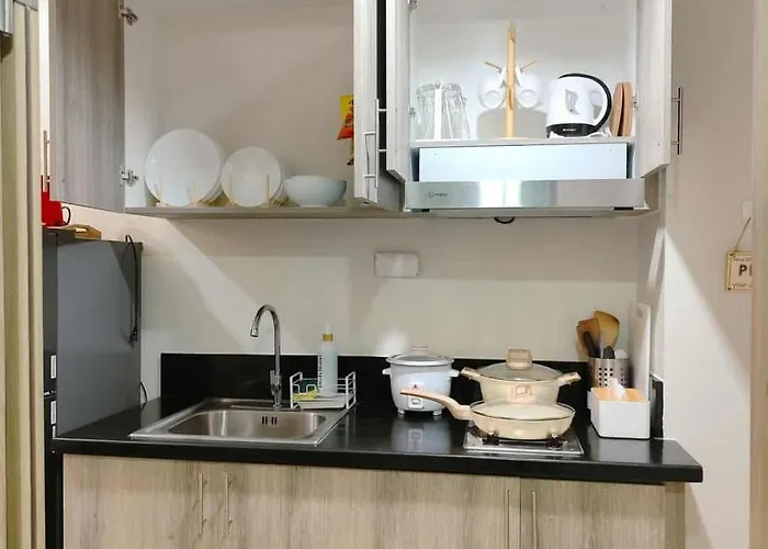 Studio With Balcony, Bay View Or Pool View In Shore Residences Near Mall Of Asia And Manila Airport Отель Манила
