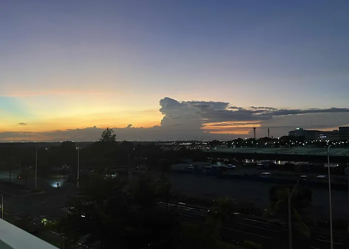 Studio With Balcony, Bay View Or Pool View In Shore Residences Near Mall Of Asia And Manila Airport Отель *